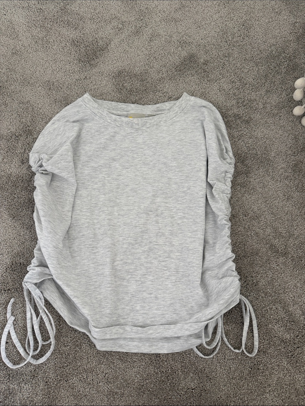 Zella Light Gray Ruched Sleeve Crewneck Sweatshirt